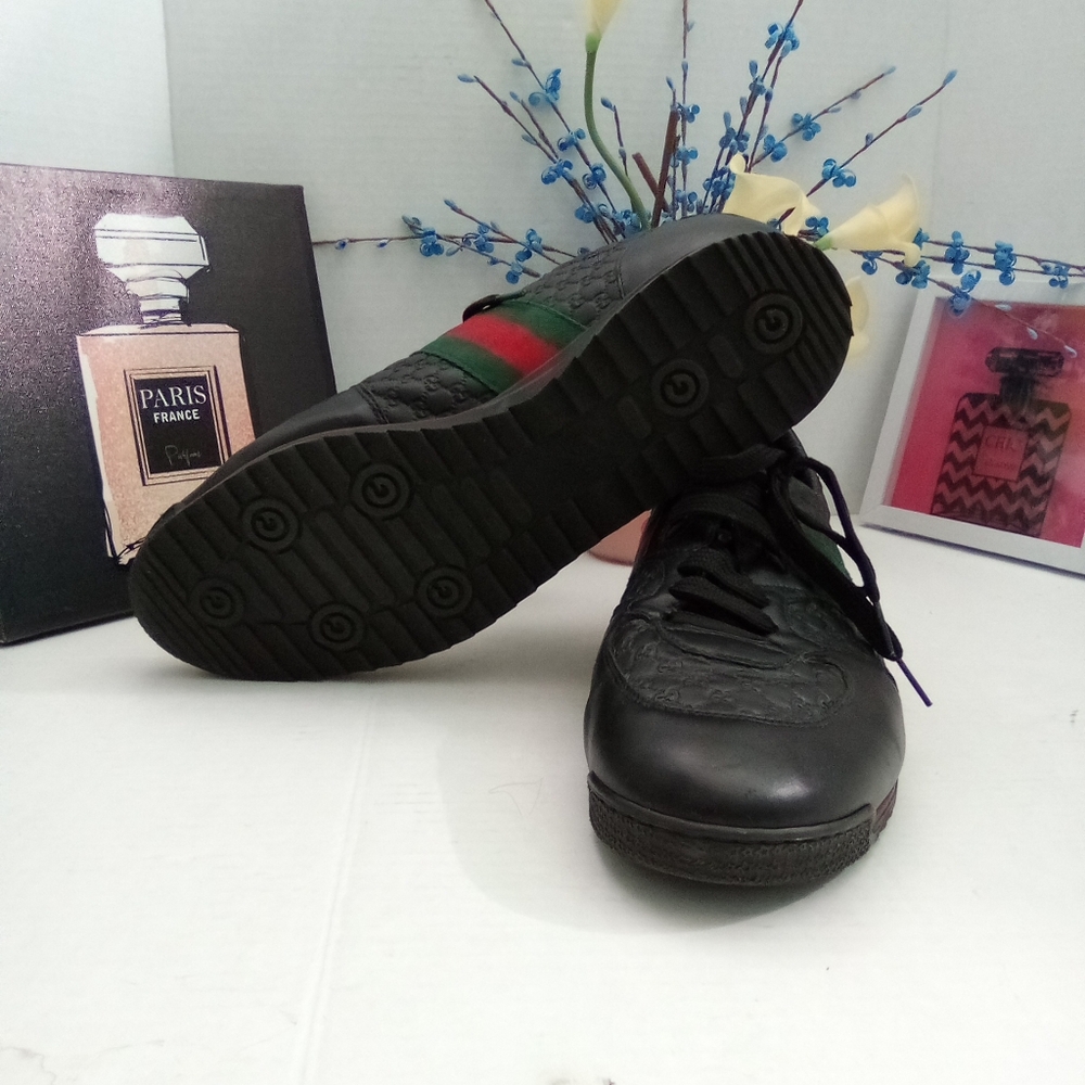 Gucci Black Sneakers with Red and Green Stripes - Picture 10 of 16